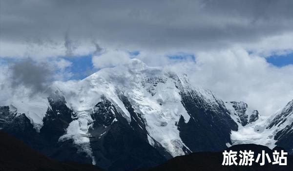 贡嘎山