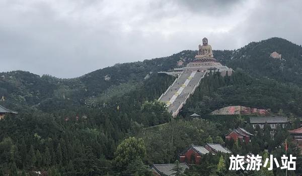 南山栈道（云海缭绕，峰回路转）