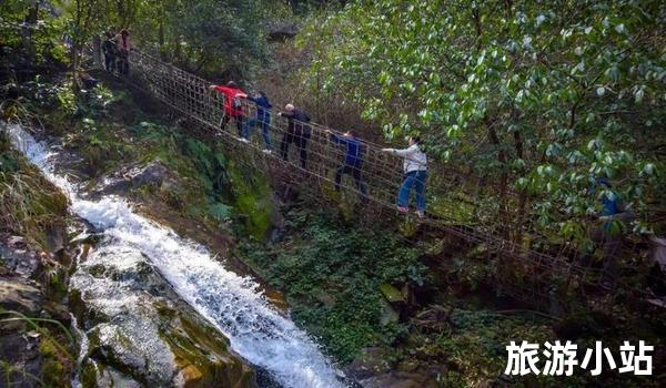 探秘龙水峡