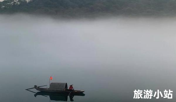 探索水乡美景，沿湘江而行