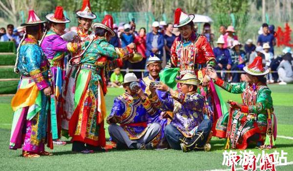 当地的民俗习俗