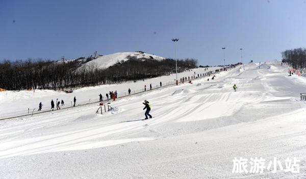 锦州国际滑雪场