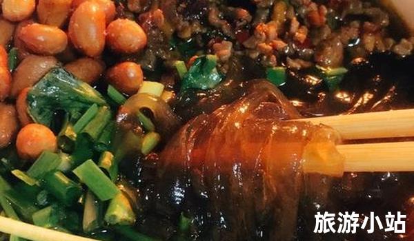 云南特色美食二：酸辣粉