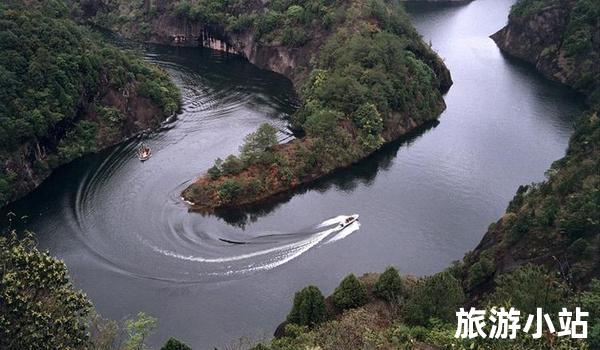 景点2：九龙湖景区