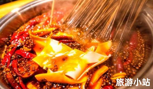 火锅美食：热辣美食让人欲罢不能