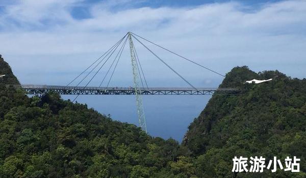 兰卡威天空之镜——马来西亚的地标