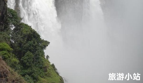 维多利亚瀑布，津巴布韦/赞比亚