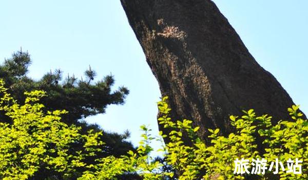  黄山：奇峰峻岭、秀水奇石